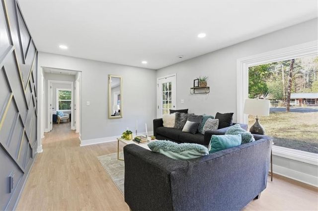 4015 Moffat Court, Decatur, GA 30035