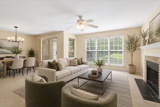 501 Grosse Pointe Circle, Vernon Hills, IL 60061