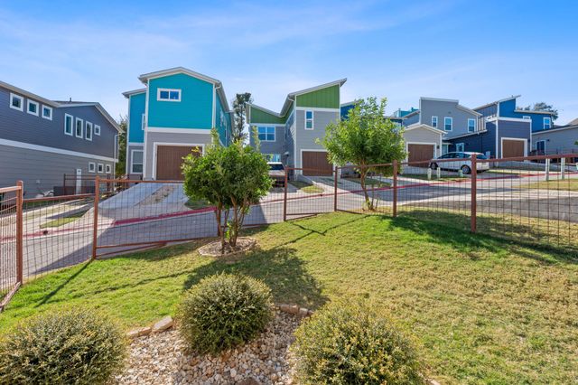 1912 Dinsdale LN, Austin, TX 78741