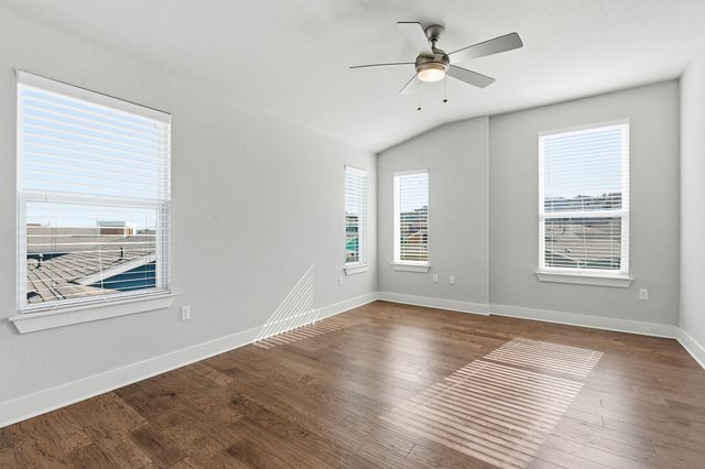 1912 Dinsdale LN, Austin, TX 78741