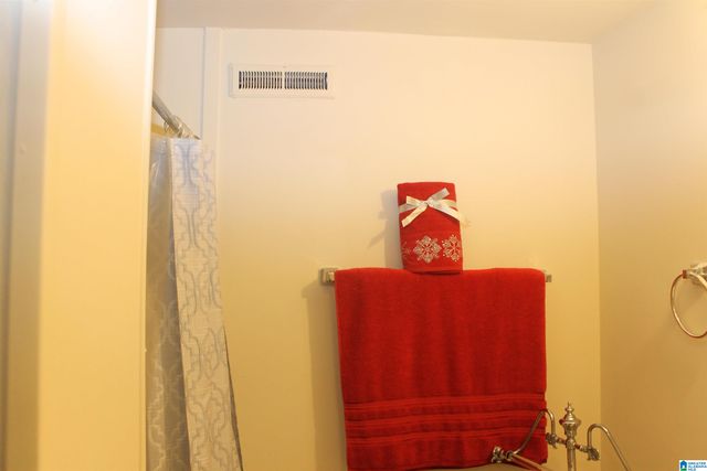 60 NORWOOD CIRCLE, Birmingham, AL 35234