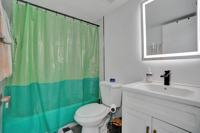 545 TRACE Circle 101, Deerfield Beach, FL 33441