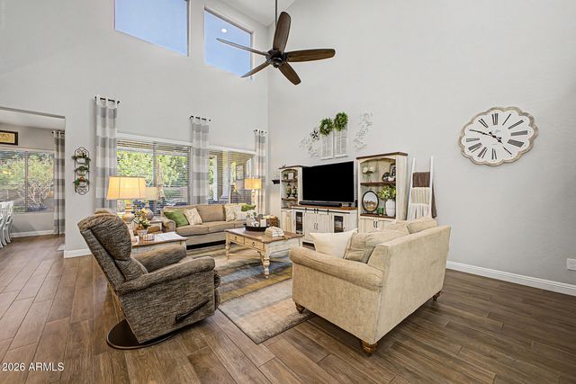 9847 W JESSIE Lane, Peoria, AZ 85383
