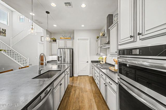 9847 W JESSIE Lane, Peoria, AZ 85383
