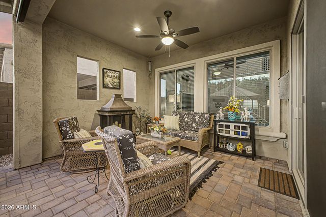 9847 W JESSIE Lane, Peoria, AZ 85383