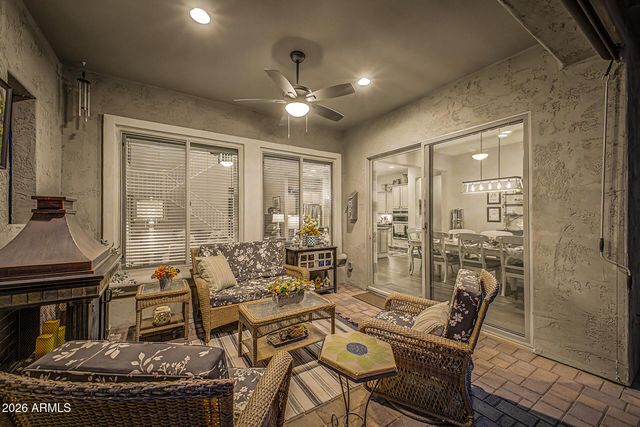 9847 W JESSIE Lane, Peoria, AZ 85383