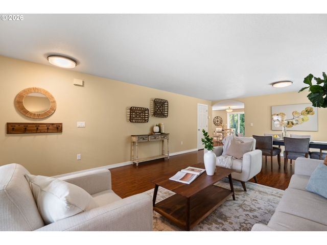 913 Nw 146TH St, Vancouver, WA 98685