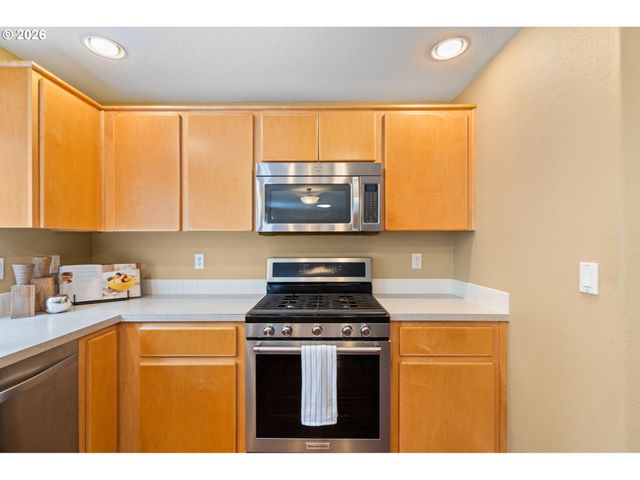 913 Nw 146TH St, Vancouver, WA 98685