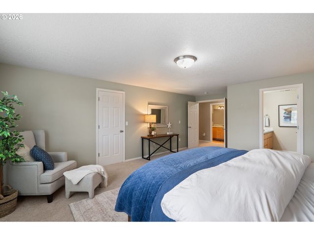 913 Nw 146TH St, Vancouver, WA 98685