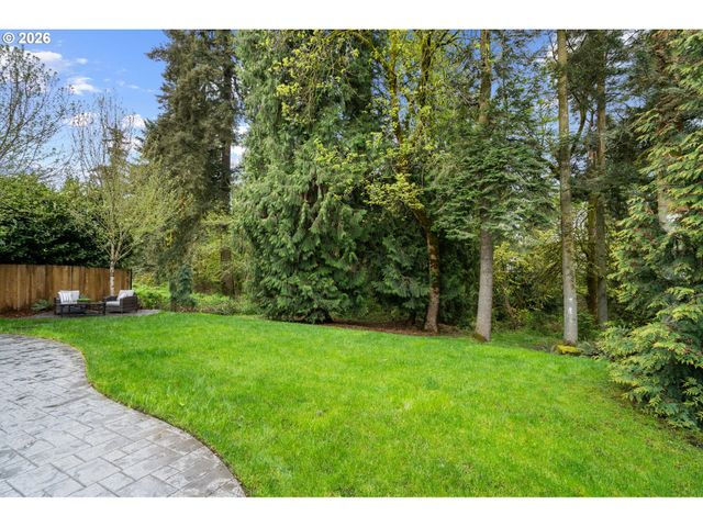 913 Nw 146TH St, Vancouver, WA 98685
