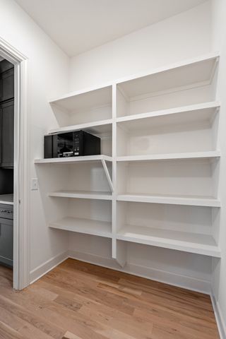 1037 Mitchell Rd B, Nashville, TN 37206