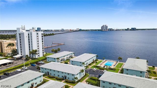 3338 N Key DR 4, North Fort Myers, FL 33903
