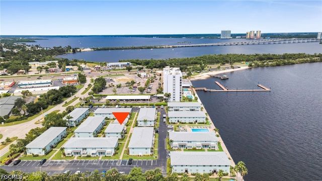 3338 N Key DR 4, North Fort Myers, FL 33903