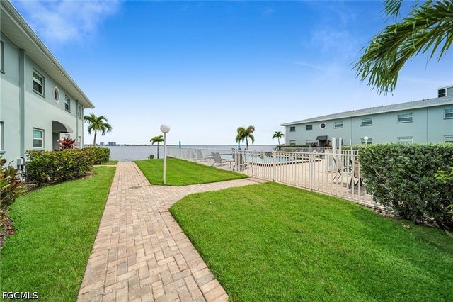 3338 N Key DR 4, North Fort Myers, FL 33903