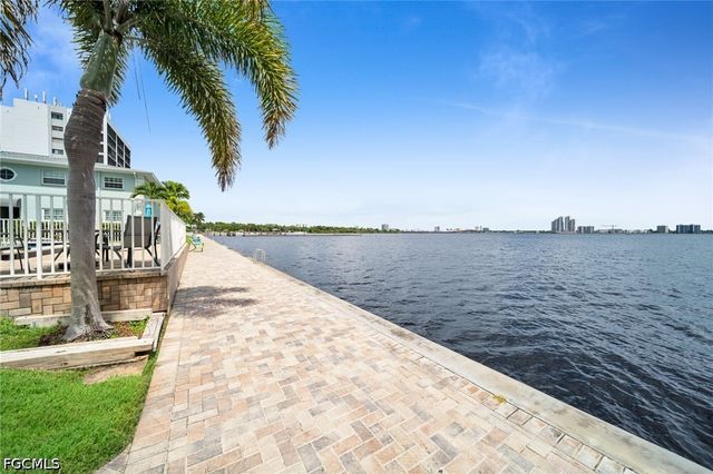 3338 N Key DR 4, North Fort Myers, FL 33903