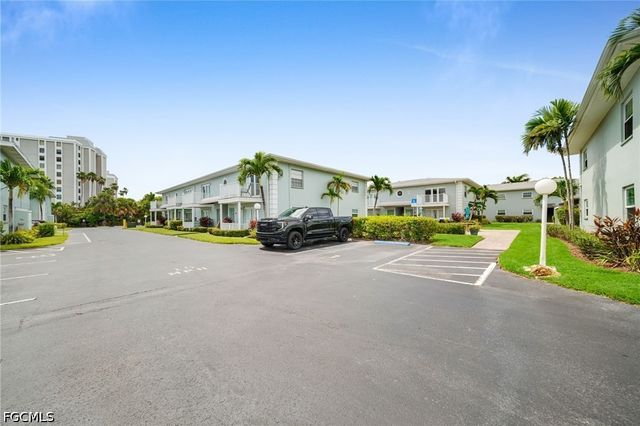 3338 N Key DR 4, North Fort Myers, FL 33903