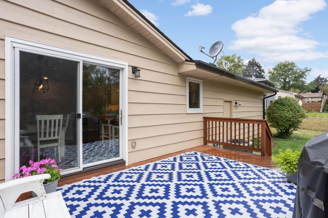 9943 Morris Road, Bloomington, MN 55437