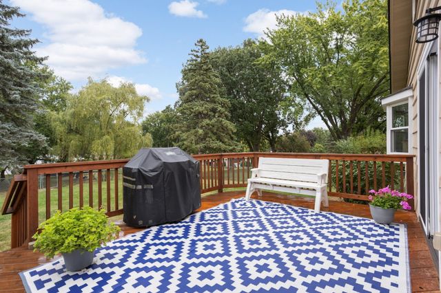 9943 Morris Road, Bloomington, MN 55437