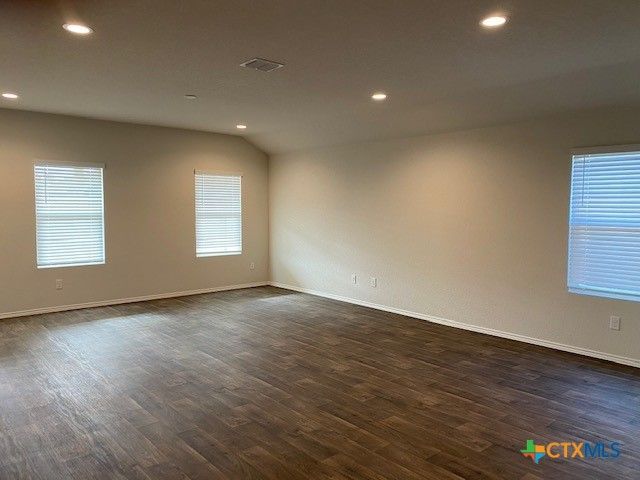 868 Margay Loop, Seguin, TX 78155