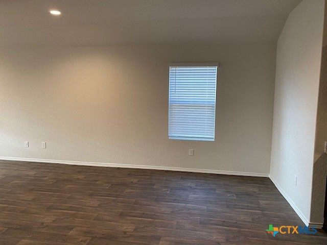 868 Margay Loop, Seguin, TX 78155