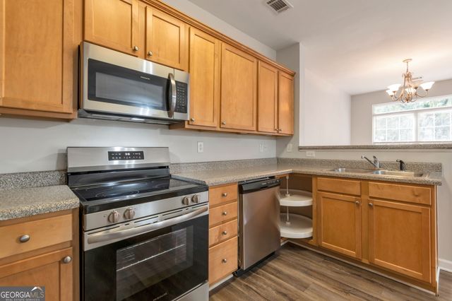 1000 Pierce Brennen Drive, Lawrenceville, GA 30043
