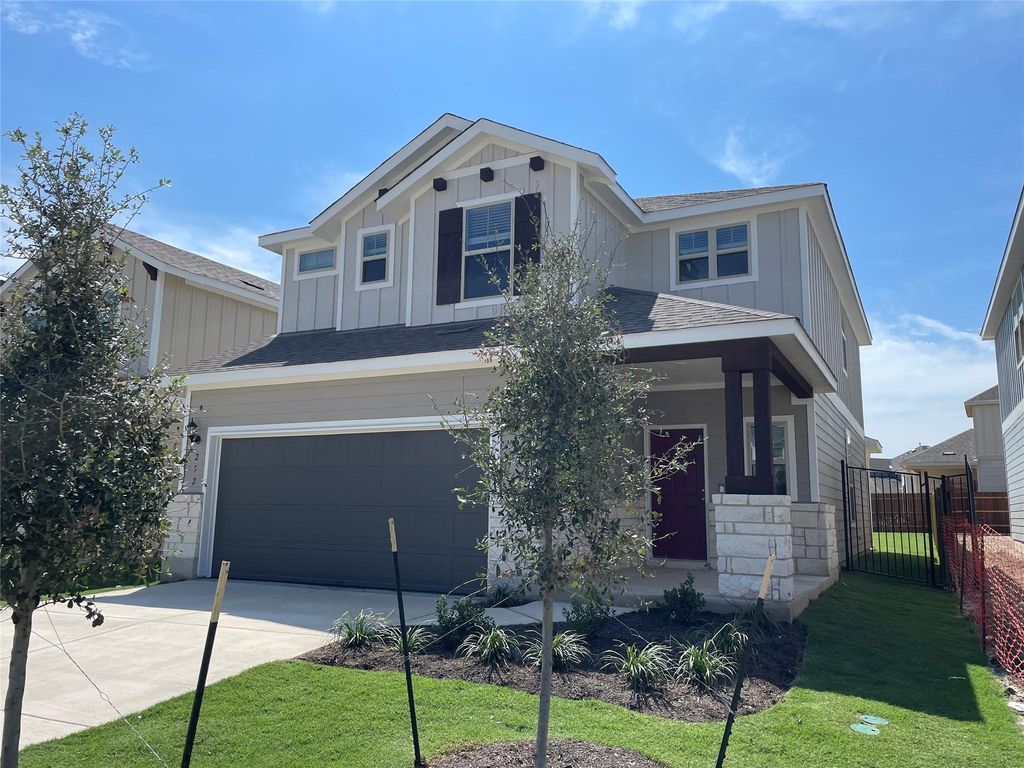 252 Redonda DR, Liberty Hill, TX 78642