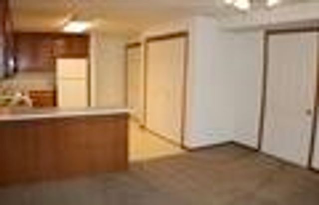 530 Iris Ave, Tiffin, IA 52340