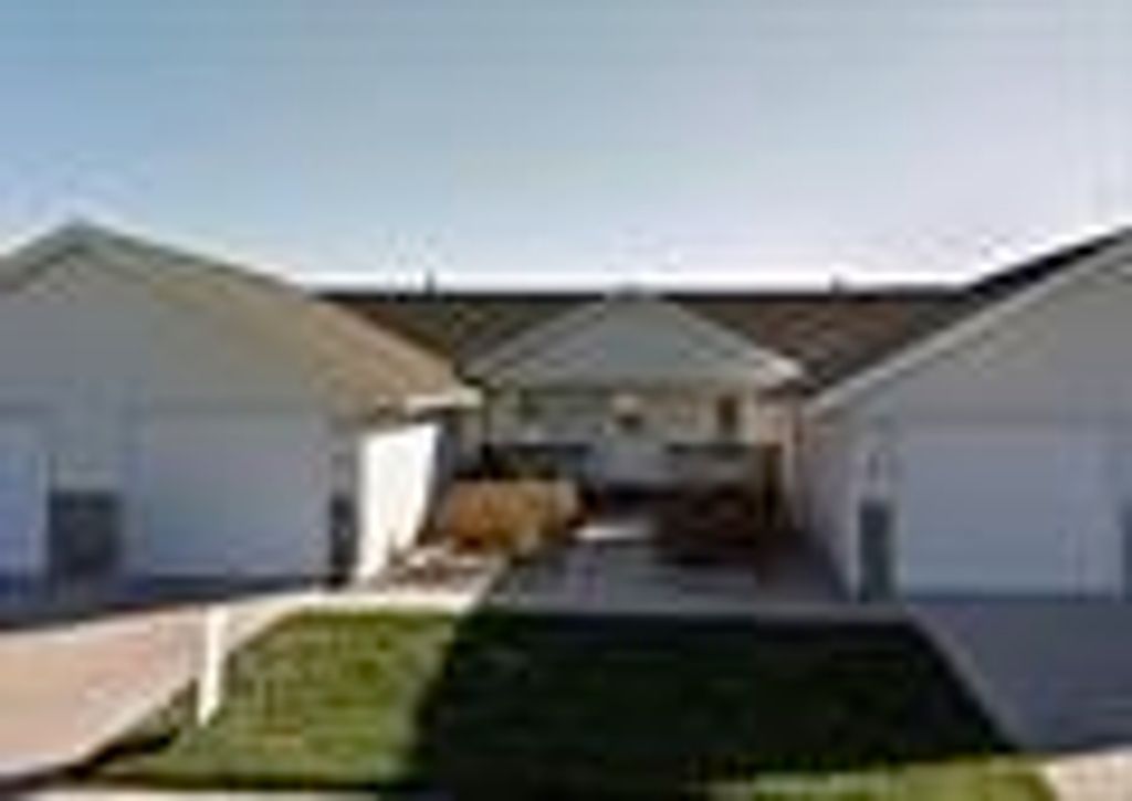 530 Iris Ave, Tiffin, IA 52340