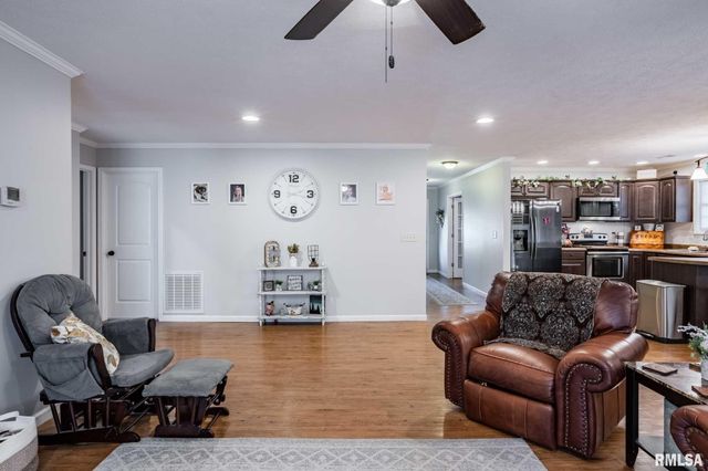 307 Noah Lane, Carterville, IL 62918