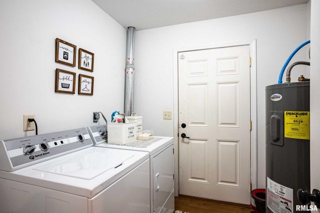 307 Noah Lane, Carterville, IL 62918