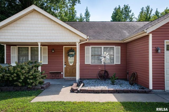 307 Noah Lane, Carterville, IL 62918