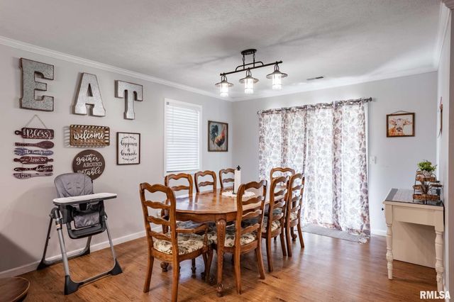 307 Noah Lane, Carterville, IL 62918