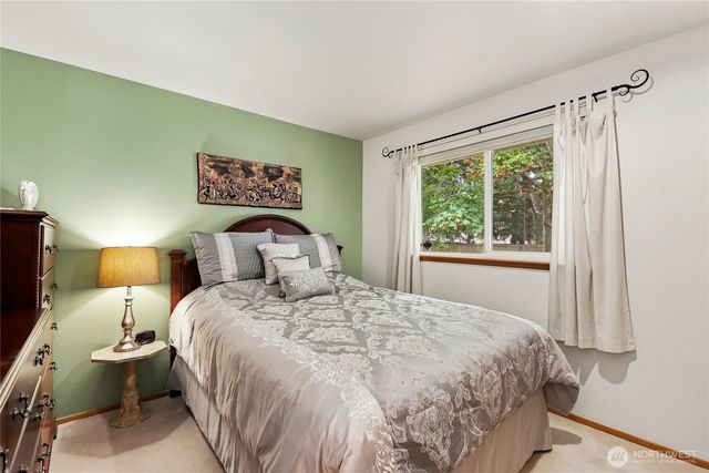 4320 Wellington Loop SE, Lacey, WA 98503