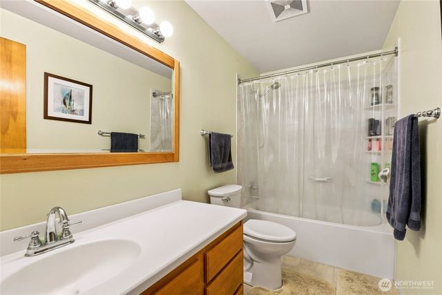 4320 Wellington Loop SE, Lacey, WA 98503