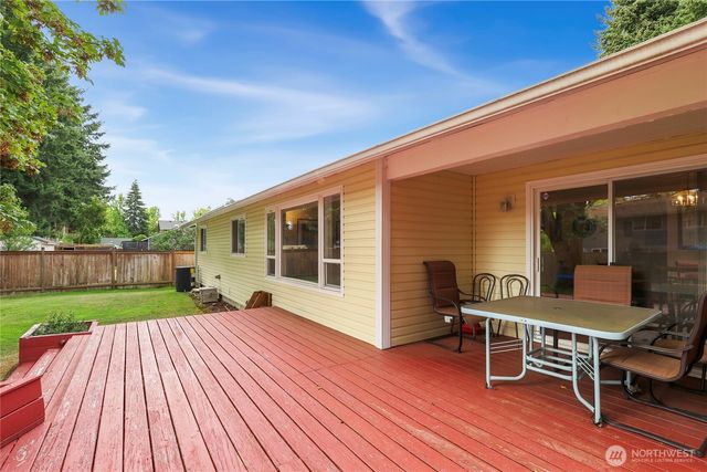 4320 Wellington Loop SE, Lacey, WA 98503