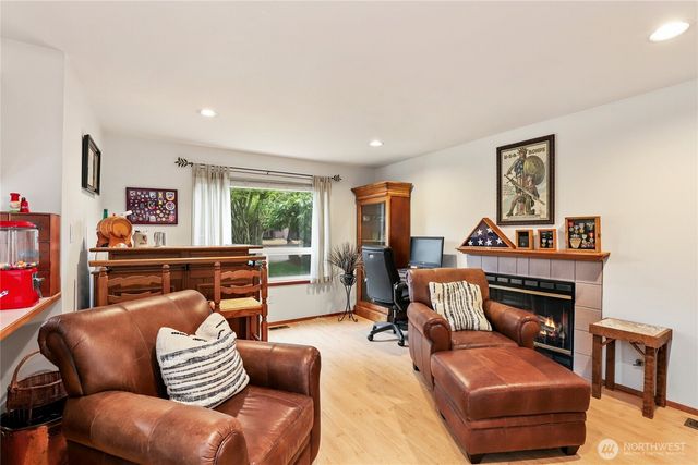 4320 Wellington Loop SE, Lacey, WA 98503