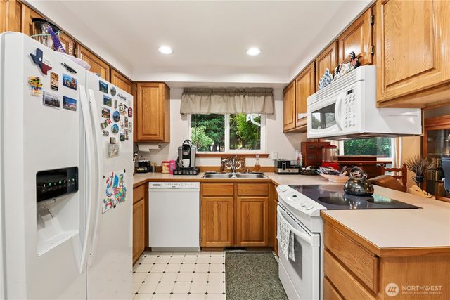 4320 Wellington Loop SE, Lacey, WA 98503