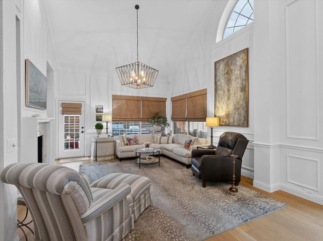 4003 Rive Lane, Addison, TX 75001