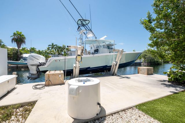 171 Plantation Avenue, Plantation Key, FL 33070