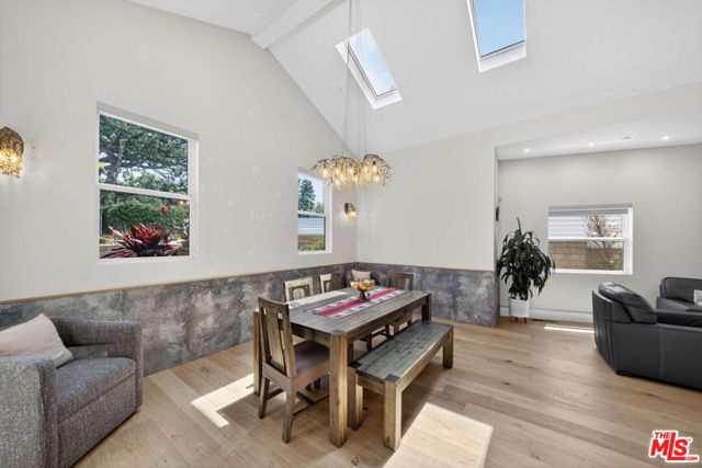 2806 Manhattan Avenue, La Crescenta, CA 91214