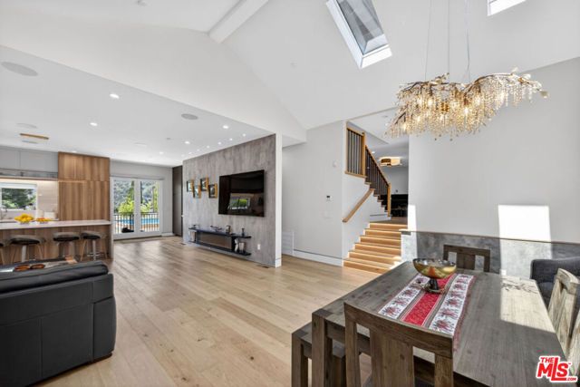 2806 Manhattan Avenue, La Crescenta, CA 91214
