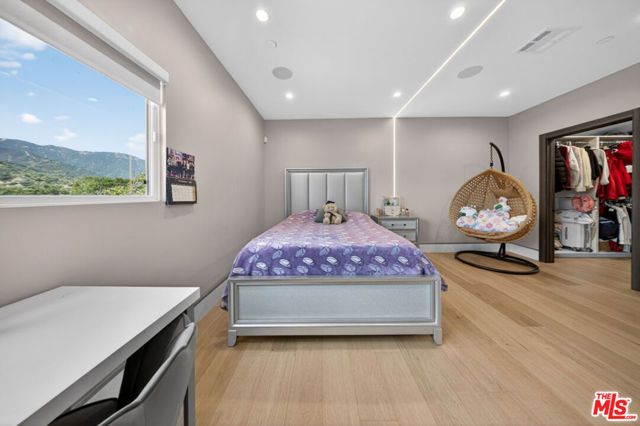 2806 Manhattan Avenue, La Crescenta, CA 91214