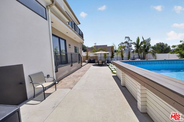 2806 Manhattan Avenue, La Crescenta, CA 91214