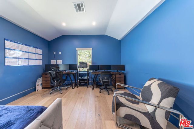 2806 Manhattan Avenue, La Crescenta, CA 91214