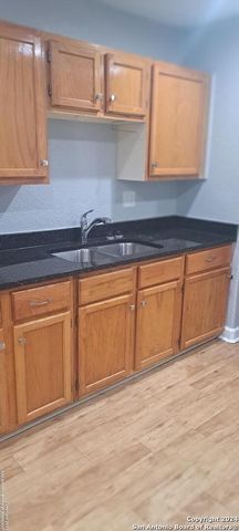 706 CLOVIS PL, San Antonio, TX 78221