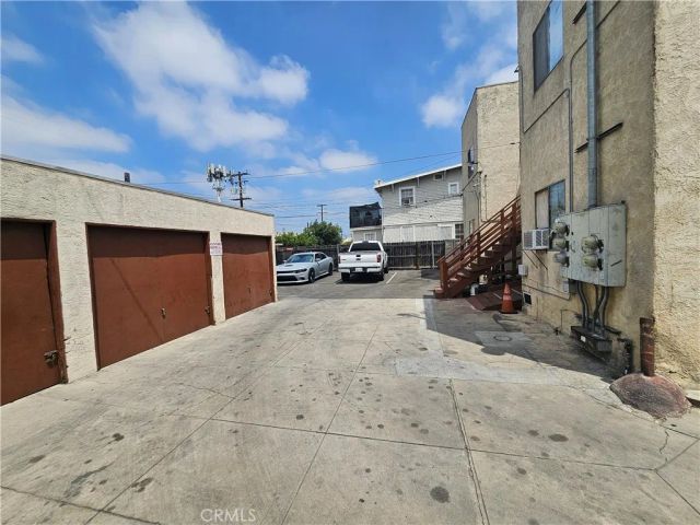 6519 Middleton Street, Huntington Park, CA 90255
