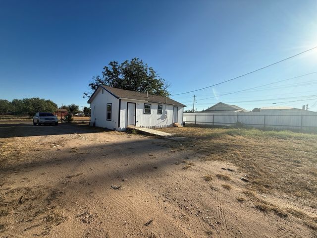 1517 Culberson St, San Angelo, TX 76903