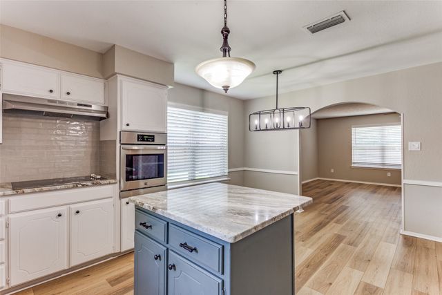 6212 Shirley Drive, North Richland Hills, TX 76180