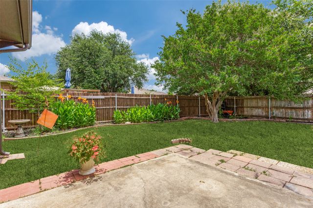 6212 Shirley Drive, North Richland Hills, TX 76180