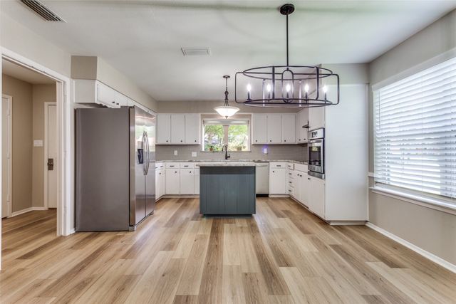 6212 Shirley Drive, North Richland Hills, TX 76180